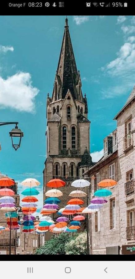 Chambre Climatisee Au Coeur De Brive Avec Televiseur Connecte Wifi Netflix מראה חיצוני תמונה